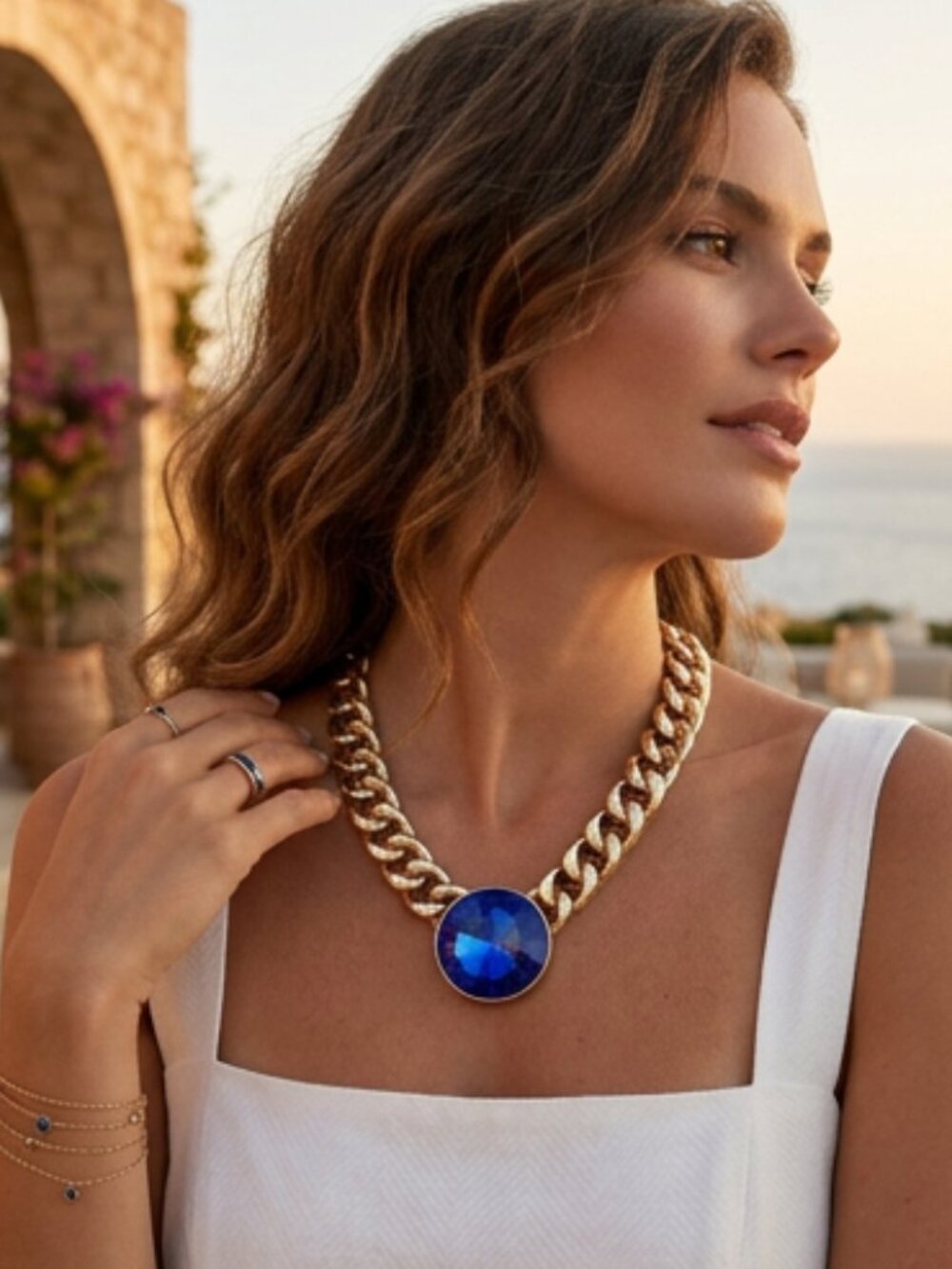 NEW Women Chunky Gold Metal Chain Links Necklace Royal Blue Crystal Pendant WN19